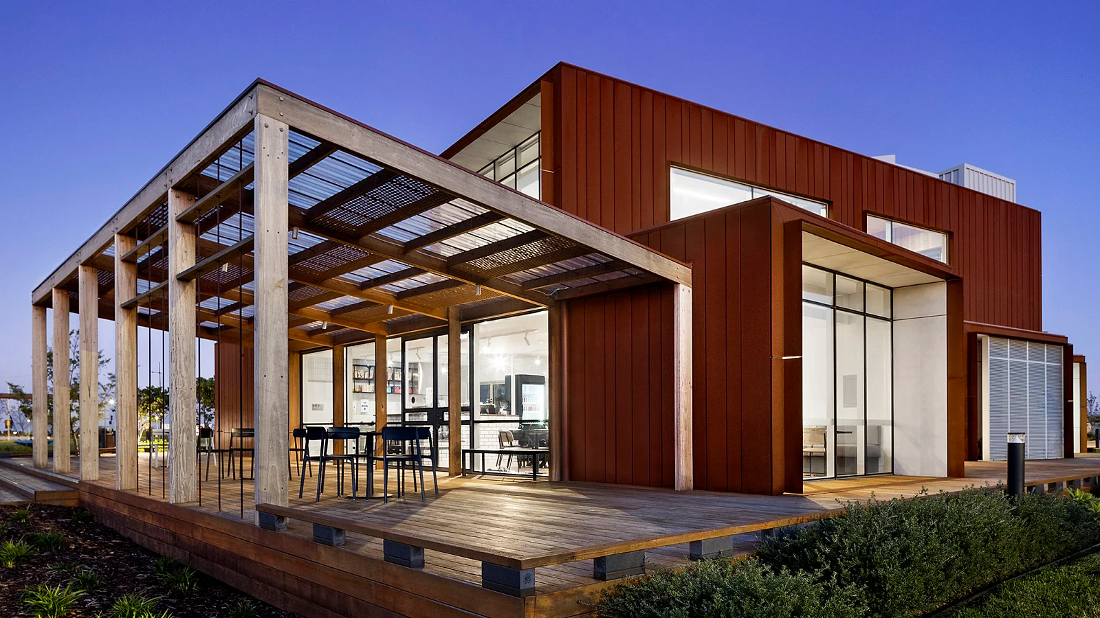 Mt Atkinson Vision Centre - Exterior view